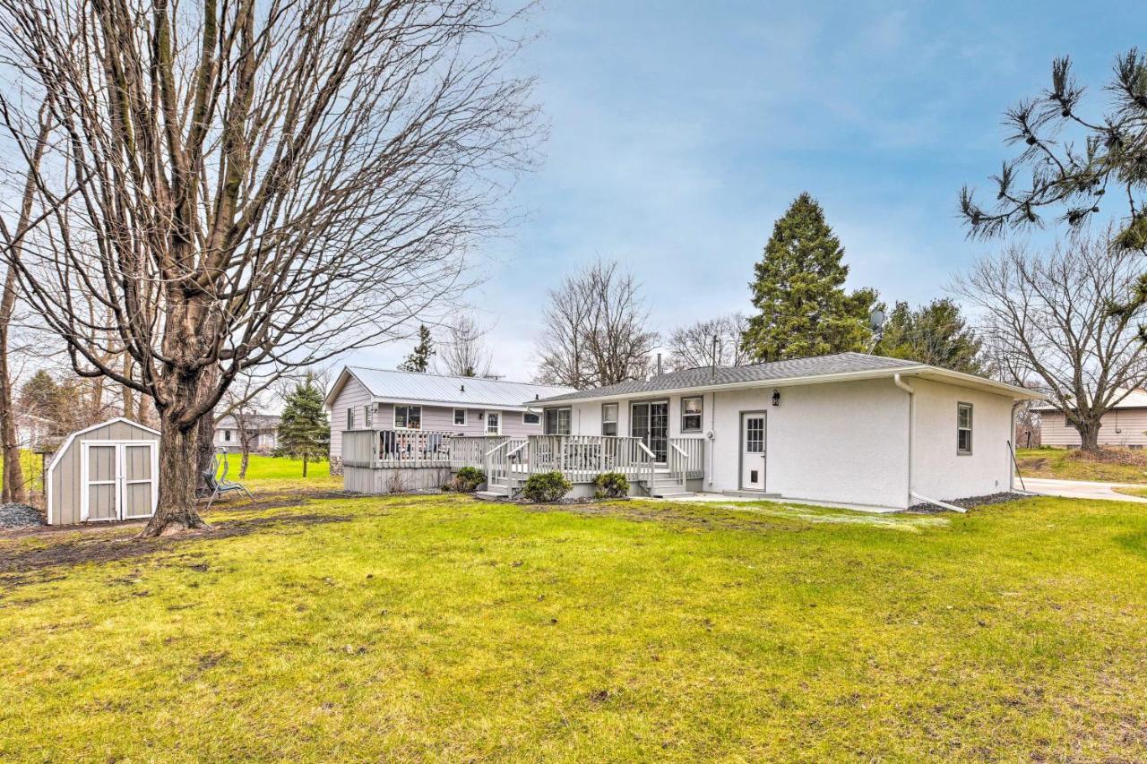 Charming Retreat With Deck - Walk To Lake Pepin Экстерьер фото